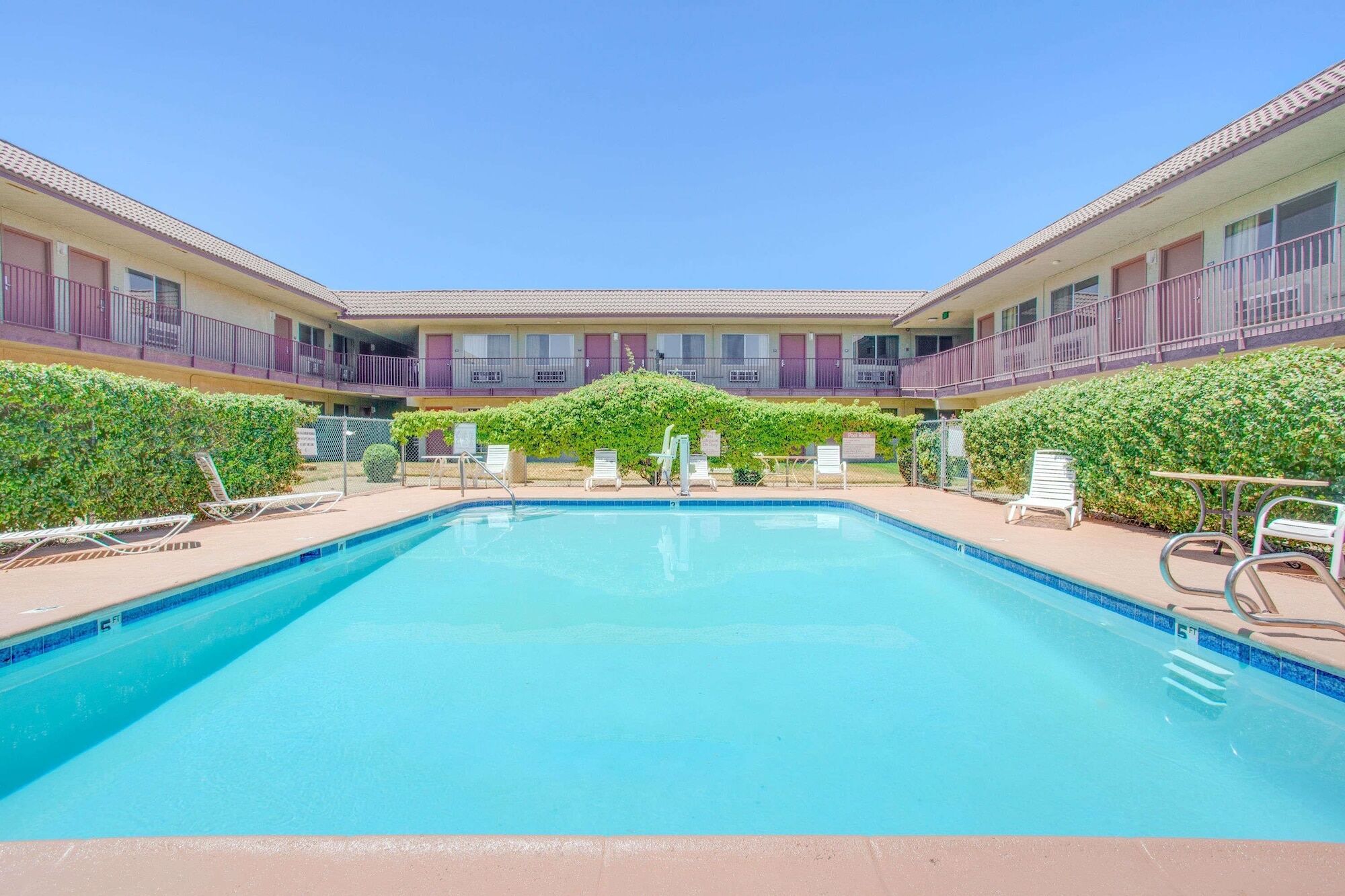 Baymont By Wyndham Coalinga Villa ภายนอก รูปภาพ